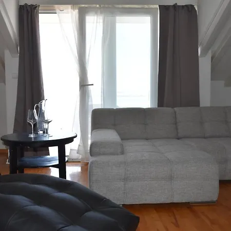 Penthouse Bara Apartman
